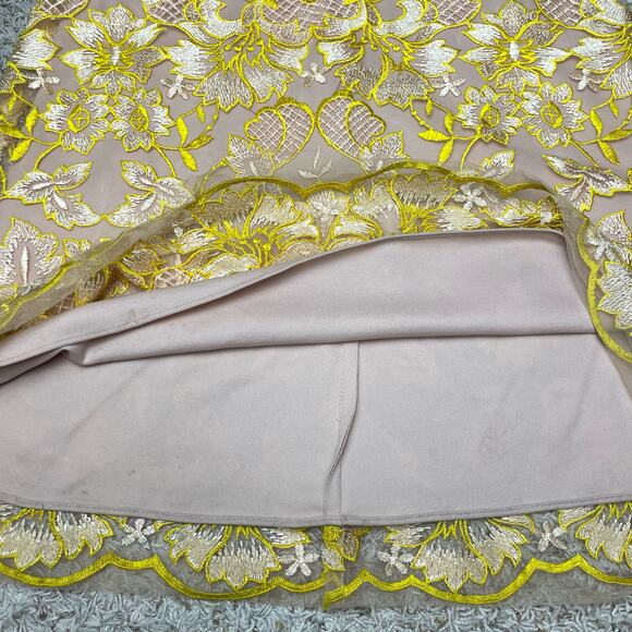 GB Gianni Bini | Yellow & Nude Embroidered Floral Prom Formal Trumpet Maxi Gown - Picture 9 of 12